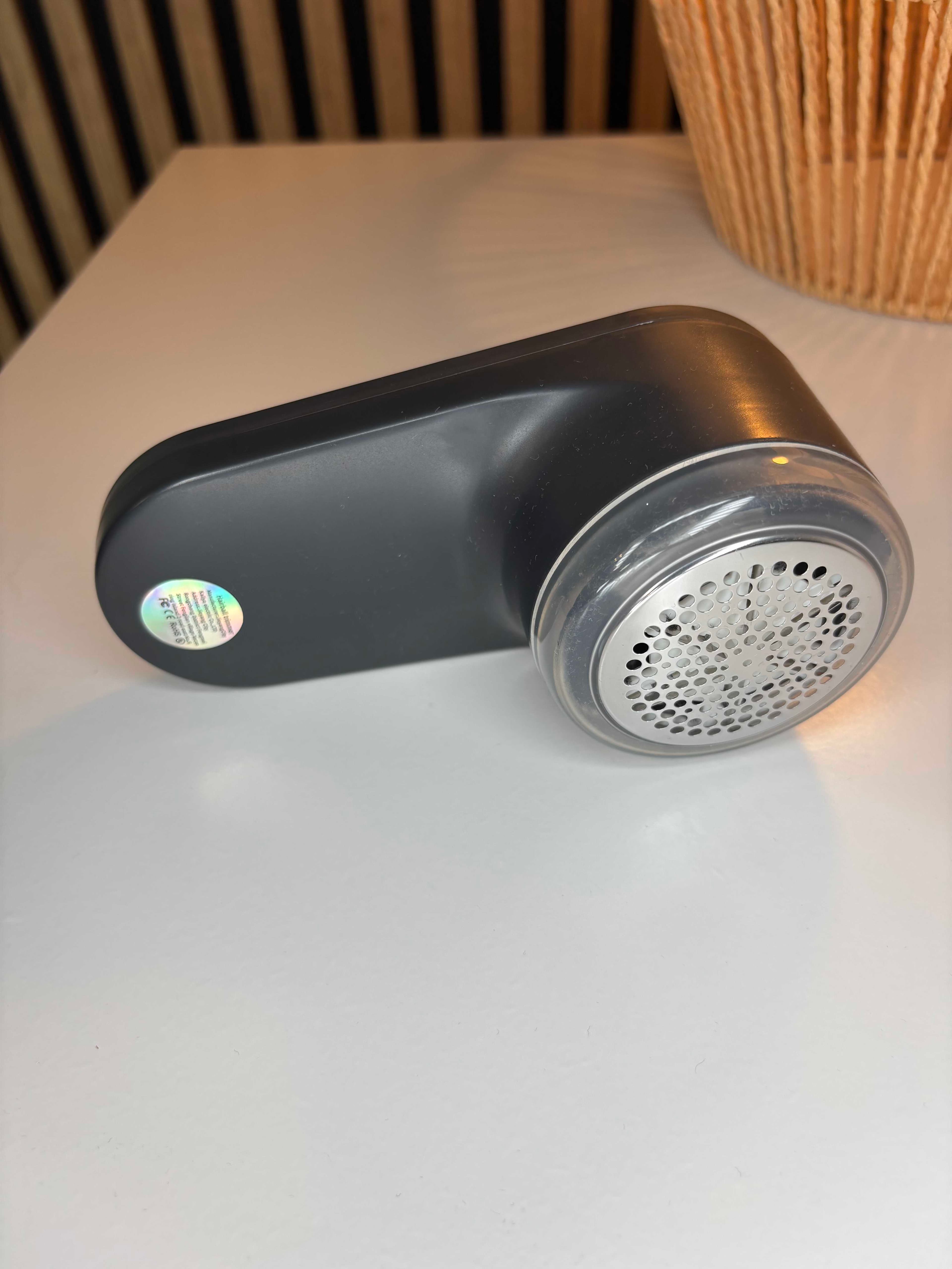 Elektryczna golarka do kłaczków na ubraniach, USB, przenośna 😊