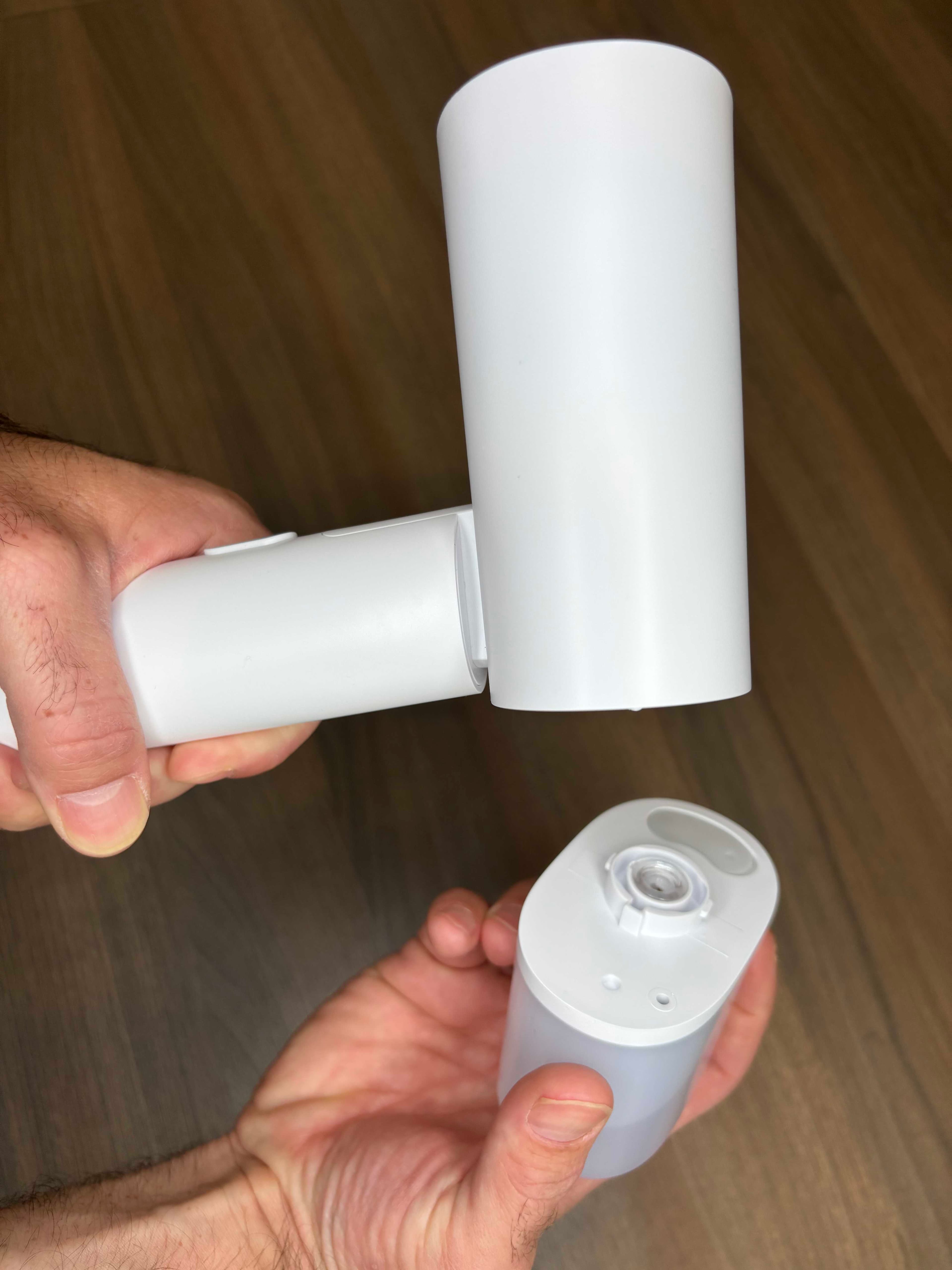 Xiaomi Mijia 2024: Przenośny Parowiec do Ubrań, Idealny na Podróże 🧳