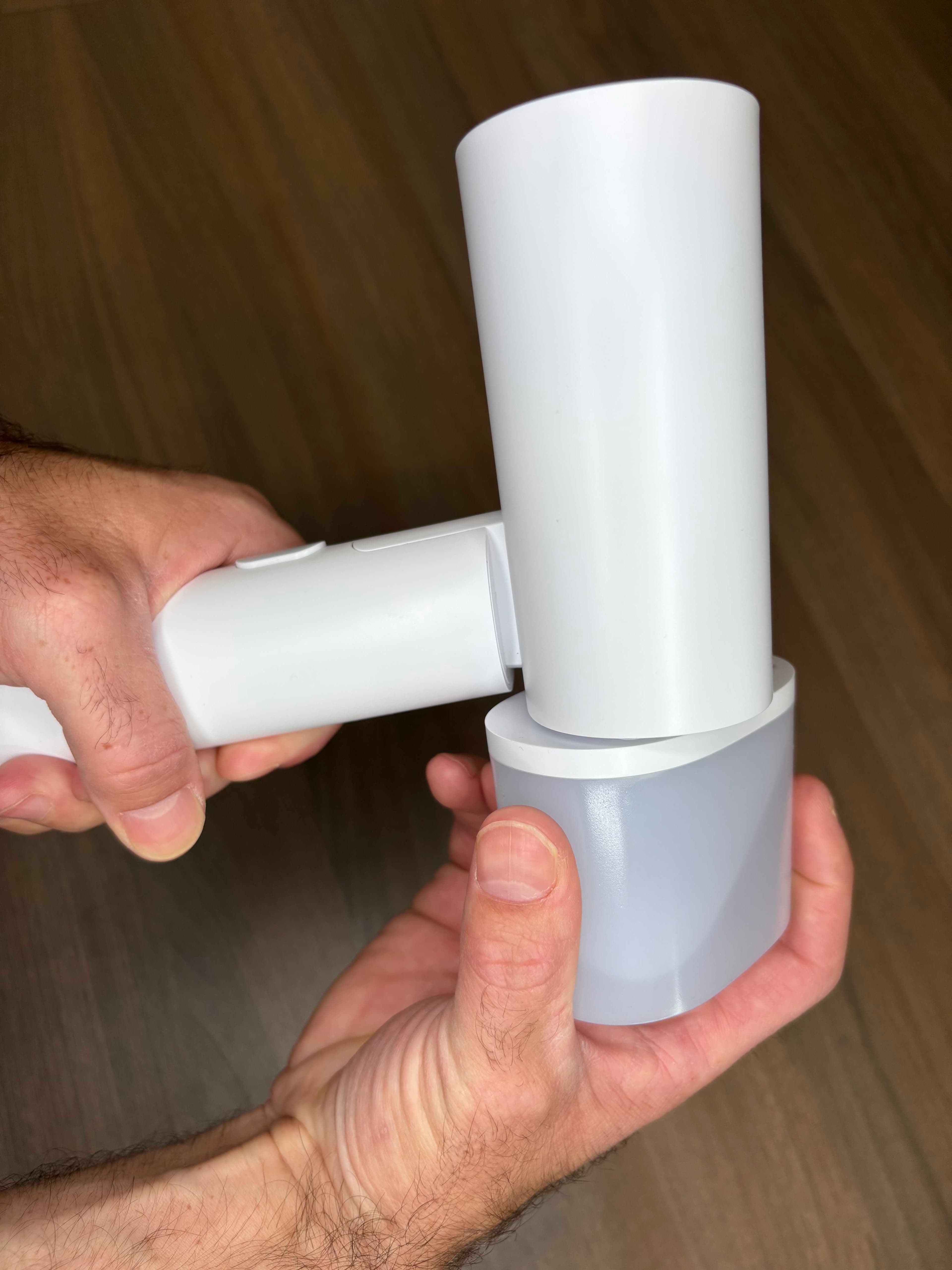 Xiaomi Mijia 2024: Przenośny Parowiec do Ubrań, Idealny na Podróże 🧳