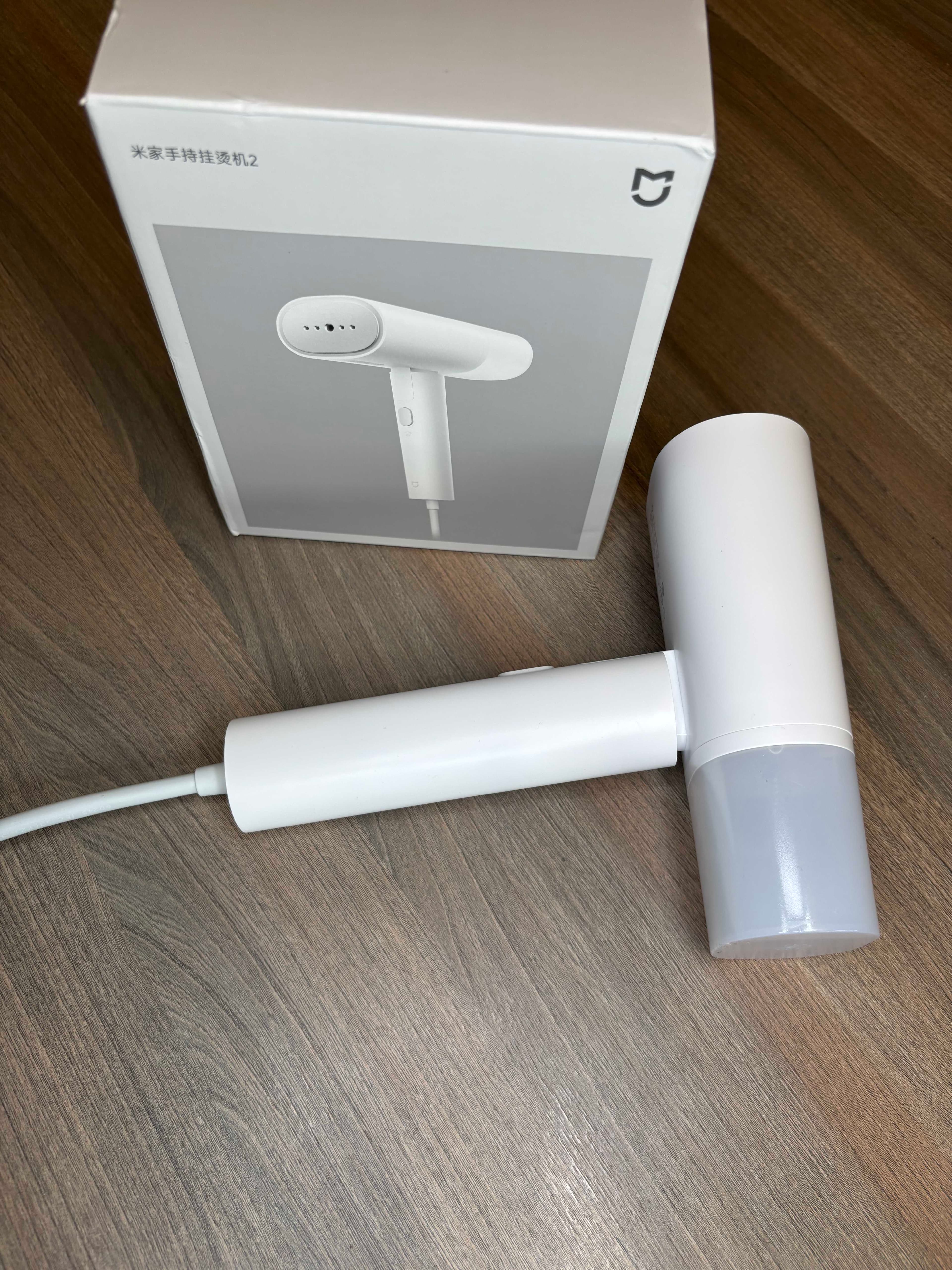 Xiaomi Mijia 2024: Przenośny Parowiec do Ubrań, Idealny na Podróże 🧳