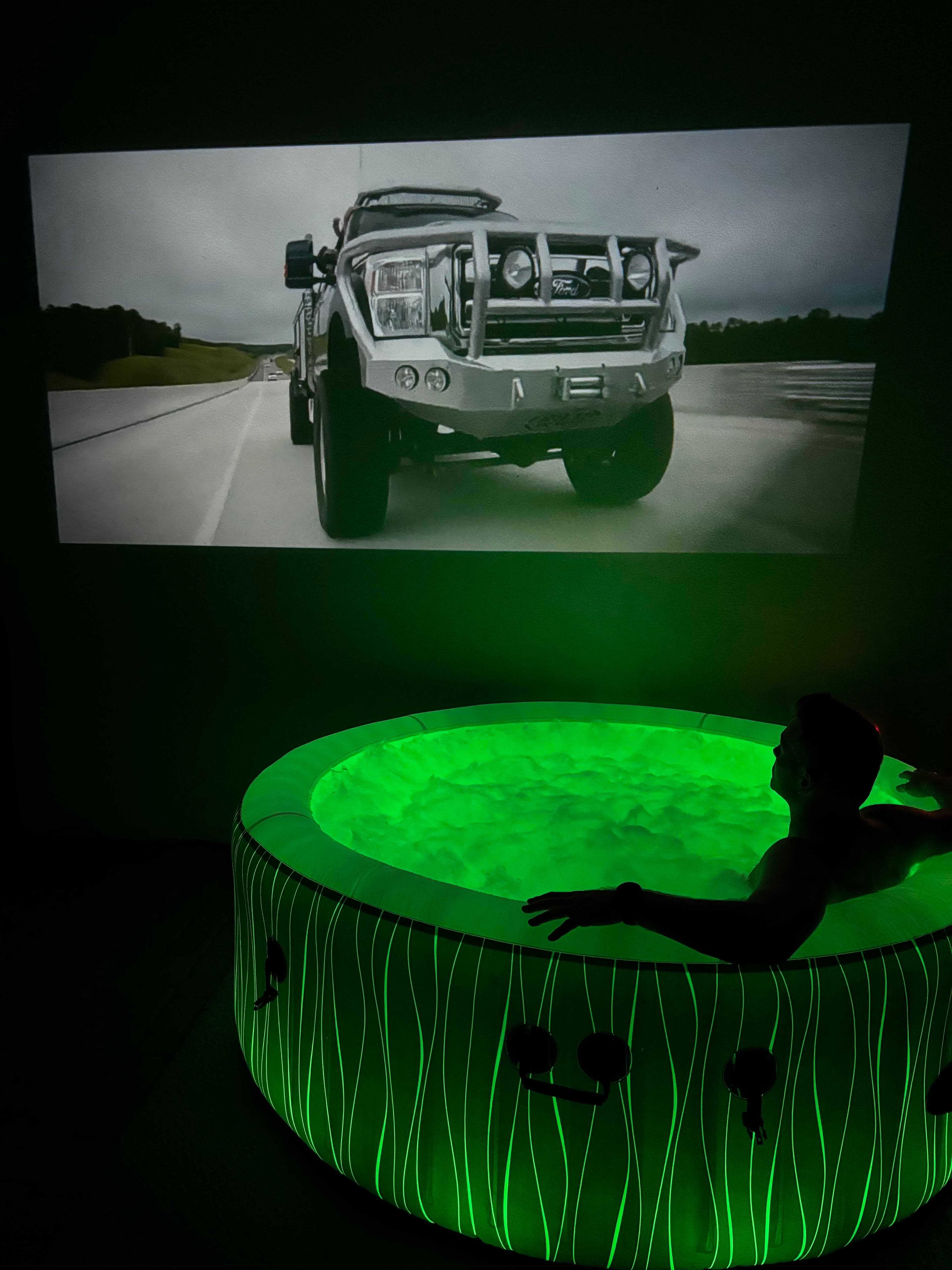 PROJEKTOR 4K Magcubic HY300 Pro - KINO DOMOWE z Androidem 11 🎥